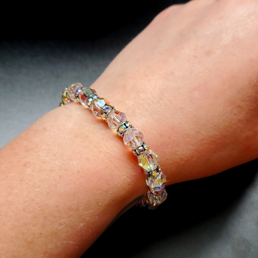 🔸️5/$25🔸️Aurora Borealis Crystal Bracelet